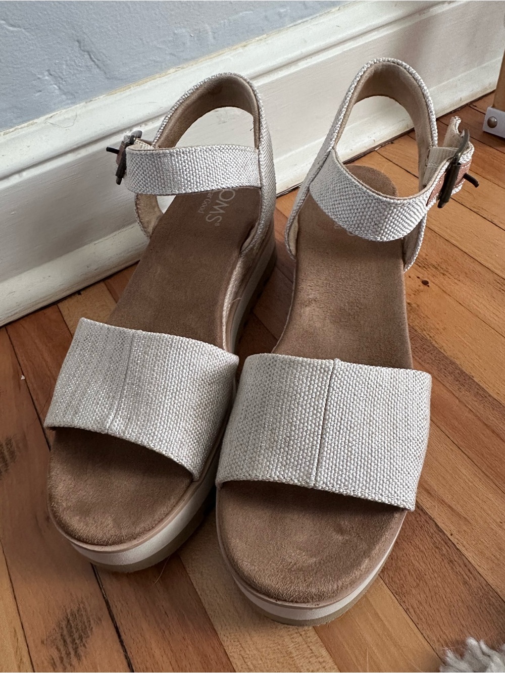 Tom’s Diana Wedge Sandals - Picture 3 of 6